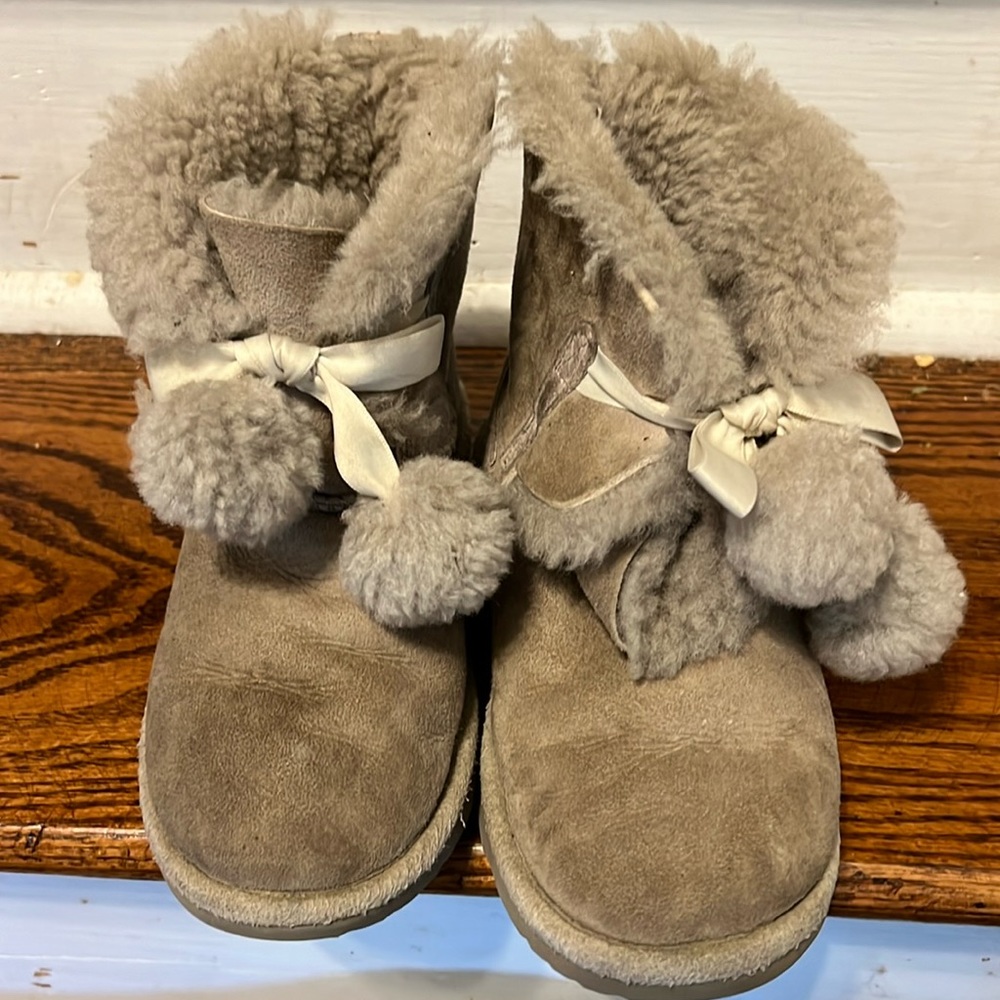 Girls Ugg boots